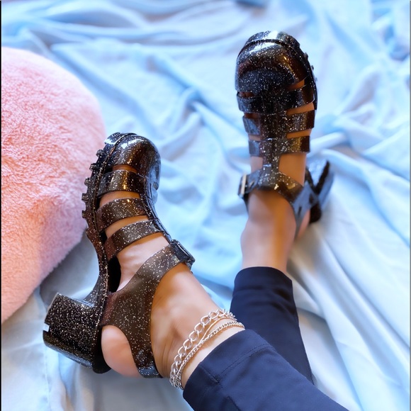 Black Chunky Heel Sandals - Picture 2 of 7